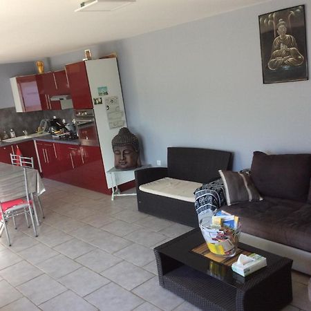 Les Clematites Apartamento Donzère Exterior foto