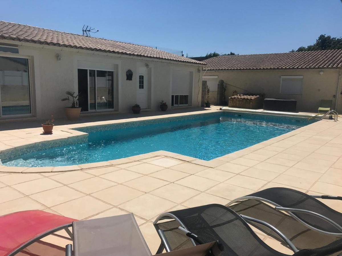 Les Clematites Apartamento Donzère Exterior foto