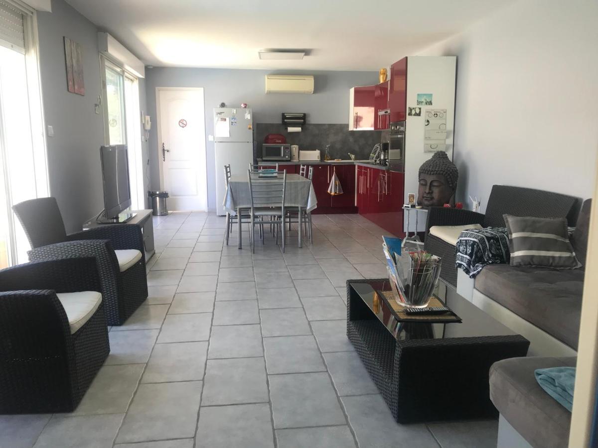 Les Clematites Apartamento Donzère Exterior foto
